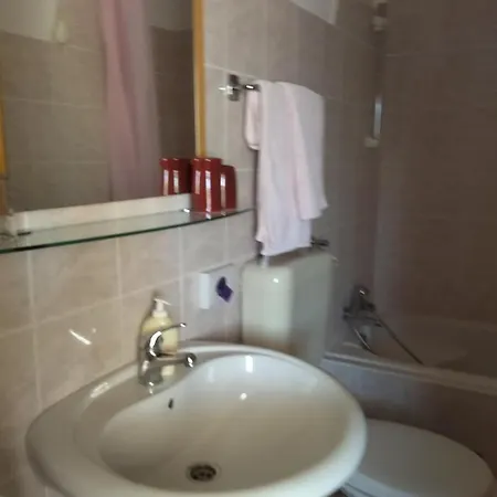 Tuja Apartamento Jadrtovac