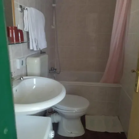 Tuja Apartamento Jadrtovac
