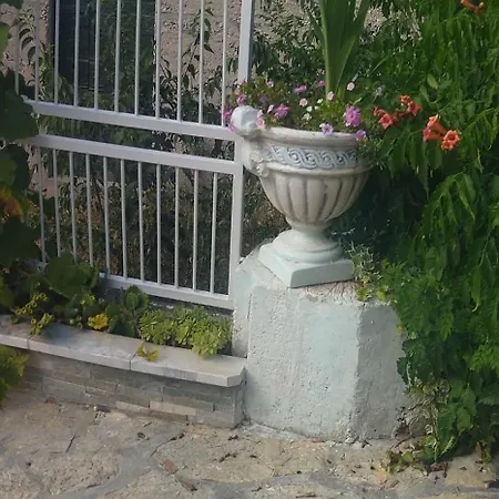 Appartamento Tuja Jadrtovac