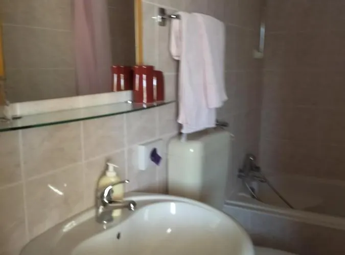 Tuja شقة Jadrtovac