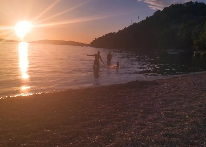 شقة Tuja Jadrtovac